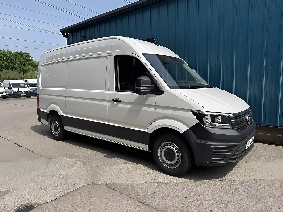 Used 2023 Volkswagen Crafter Startline White - Interior and Exterior details 7