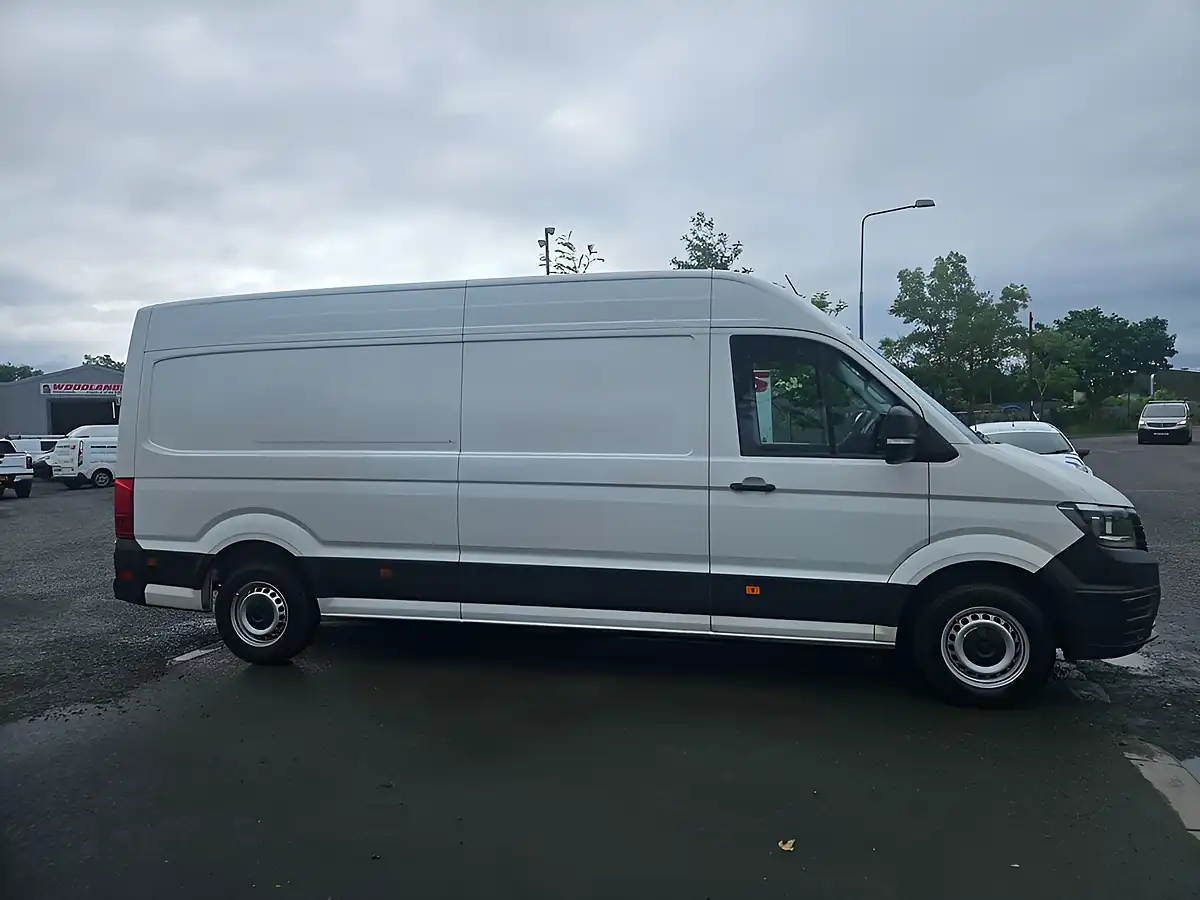 Used 2023 Volkswagen Crafter Startline White - Interior and Exterior details 2