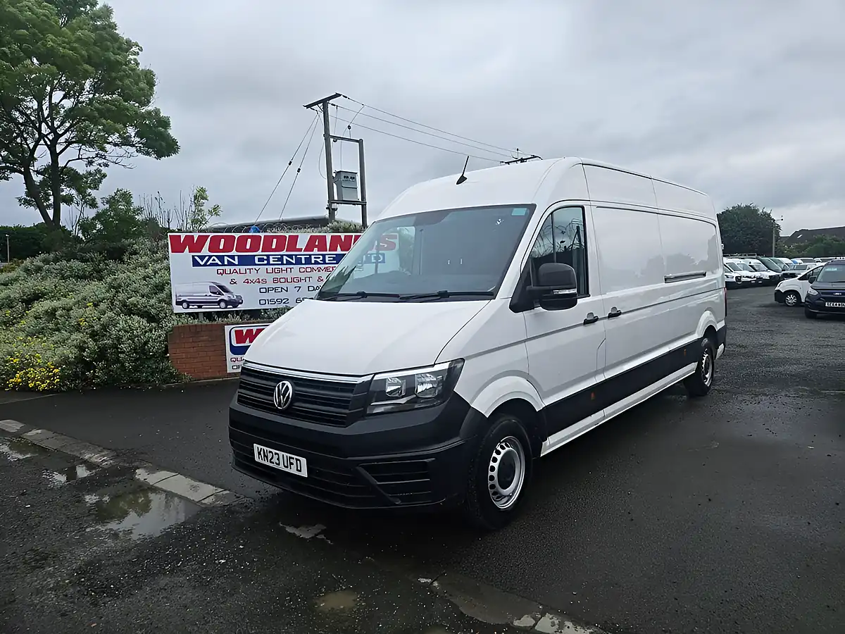 Used 2023 Volkswagen Crafter Startline White - Interior and Exterior details 4