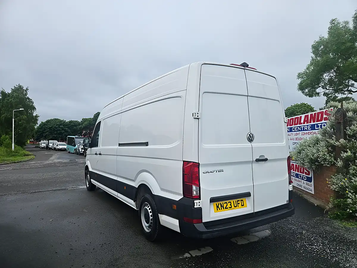Used 2023 Volkswagen Crafter Startline White - Interior and Exterior details 6