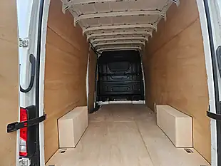 Used 2023 Volkswagen Crafter Startline White - Interior and Exterior details 9