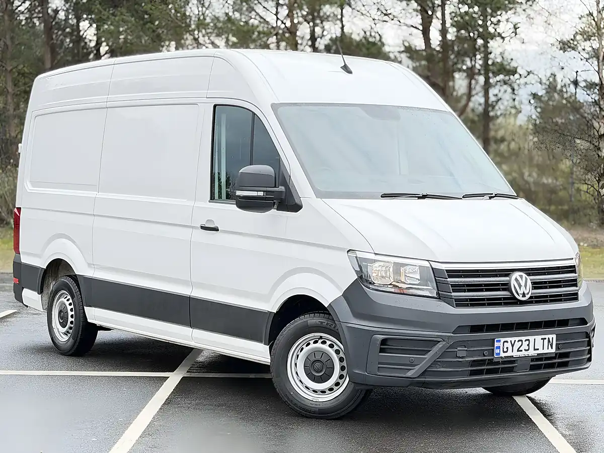 Used 2023 Volkswagen Crafter Startline White - Interior and Exterior details 2