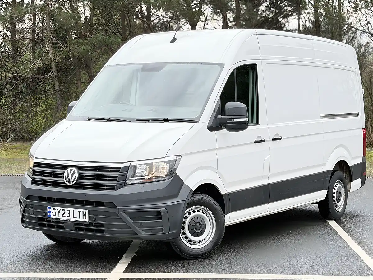 Used 2023 Volkswagen Crafter Startline White - Interior and Exterior details 7