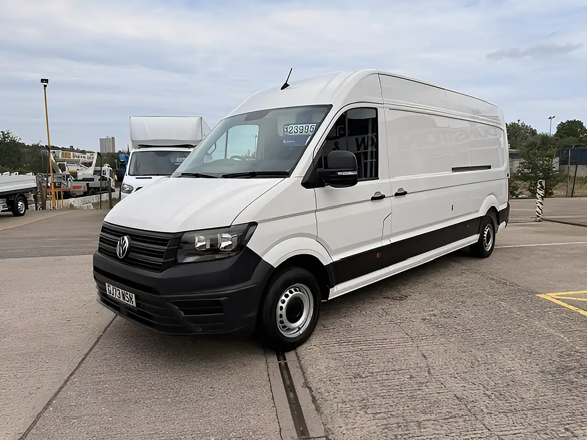 Used 2023 Volkswagen Crafter Trendline CR35 Lwb High Roof White - Interior and Exterior details 10