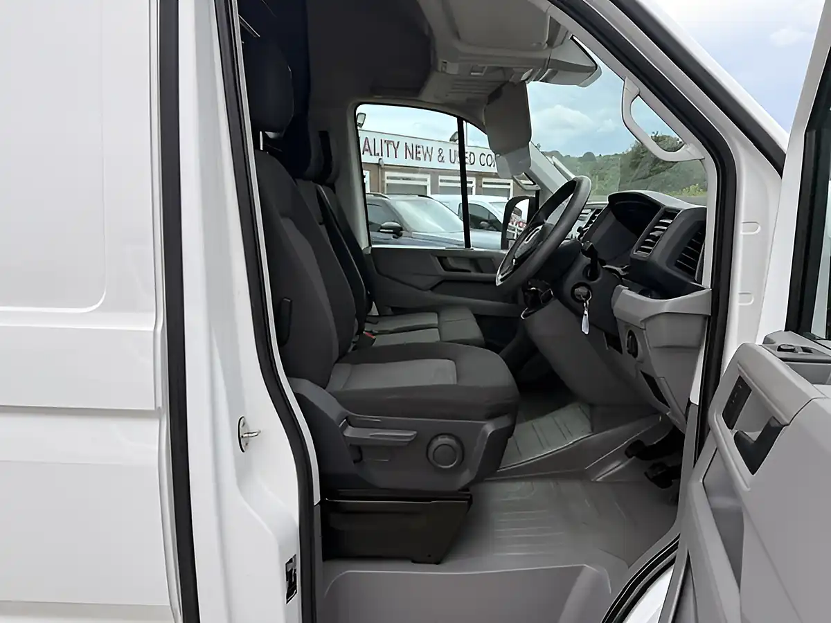 Used 2023 Volkswagen Crafter Trendline CR35 Lwb High Roof White - Interior and Exterior details 14