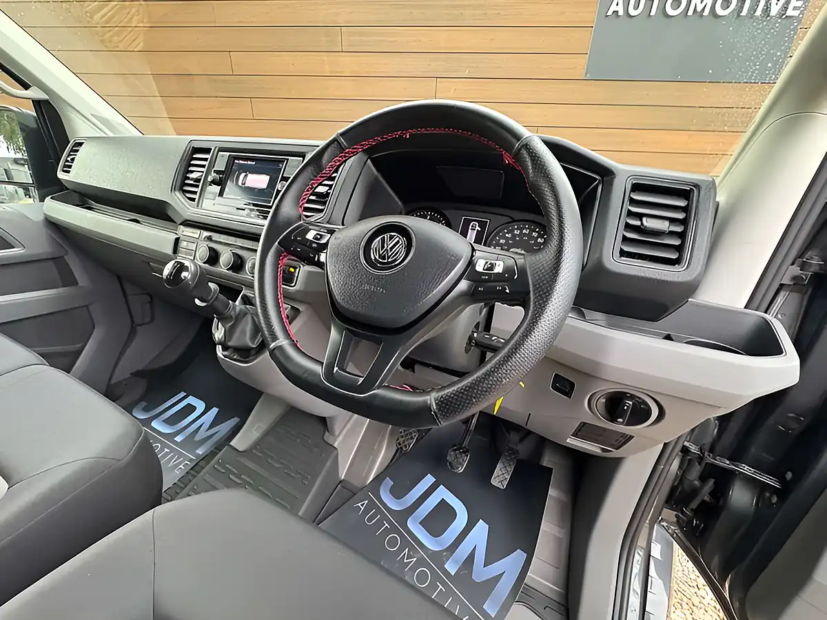 Used 2023 Volkswagen Crafter Trendline Grey - Interior and Exterior details 16