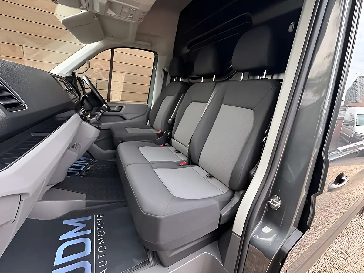 Used 2023 Volkswagen Crafter Trendline Grey - Interior and Exterior details 18