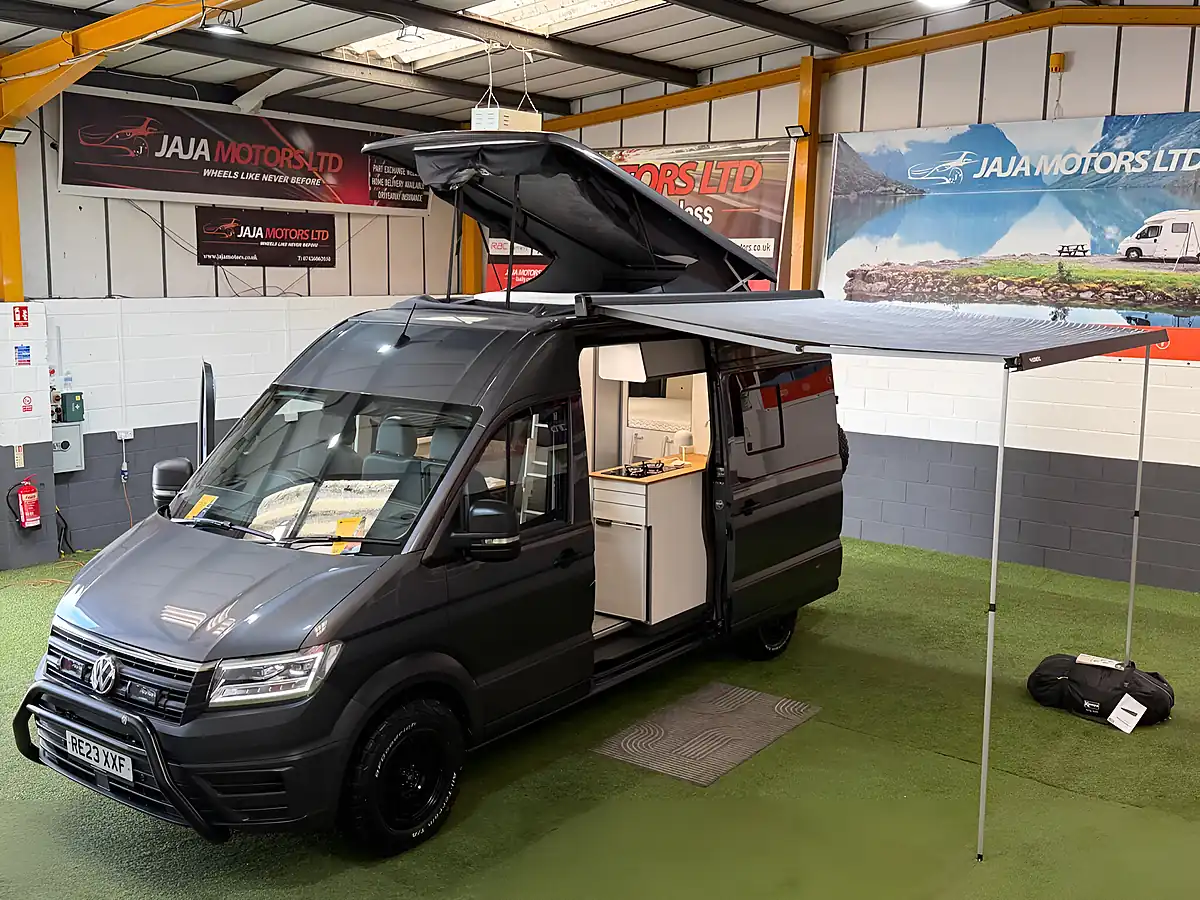 Used 2023 Volkswagen Crafter Trendline Grey - Interior and Exterior details 3