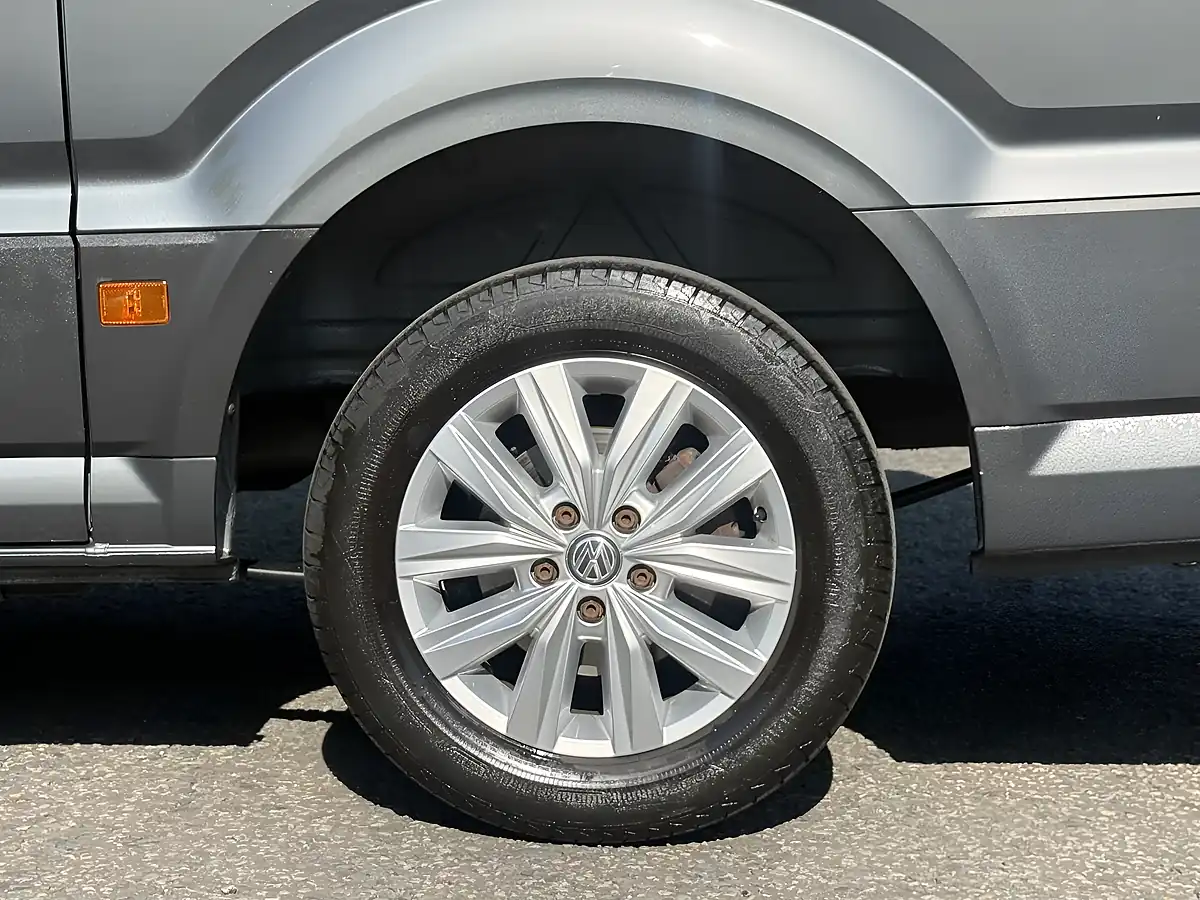 Used 2023 Volkswagen Crafter Trendline Grey - Interior and Exterior details 19