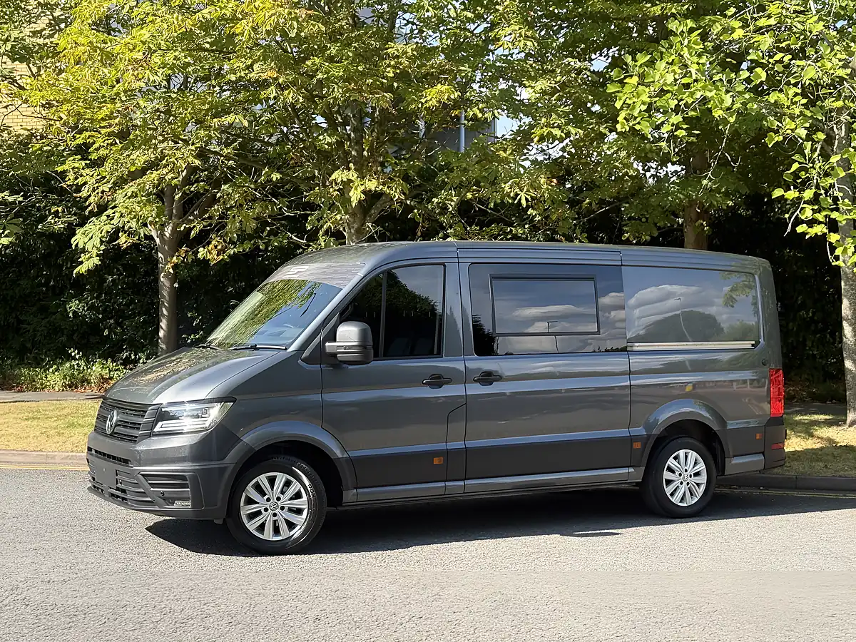 Used 2023 Volkswagen Crafter Trendline Grey - Interior and Exterior details 3