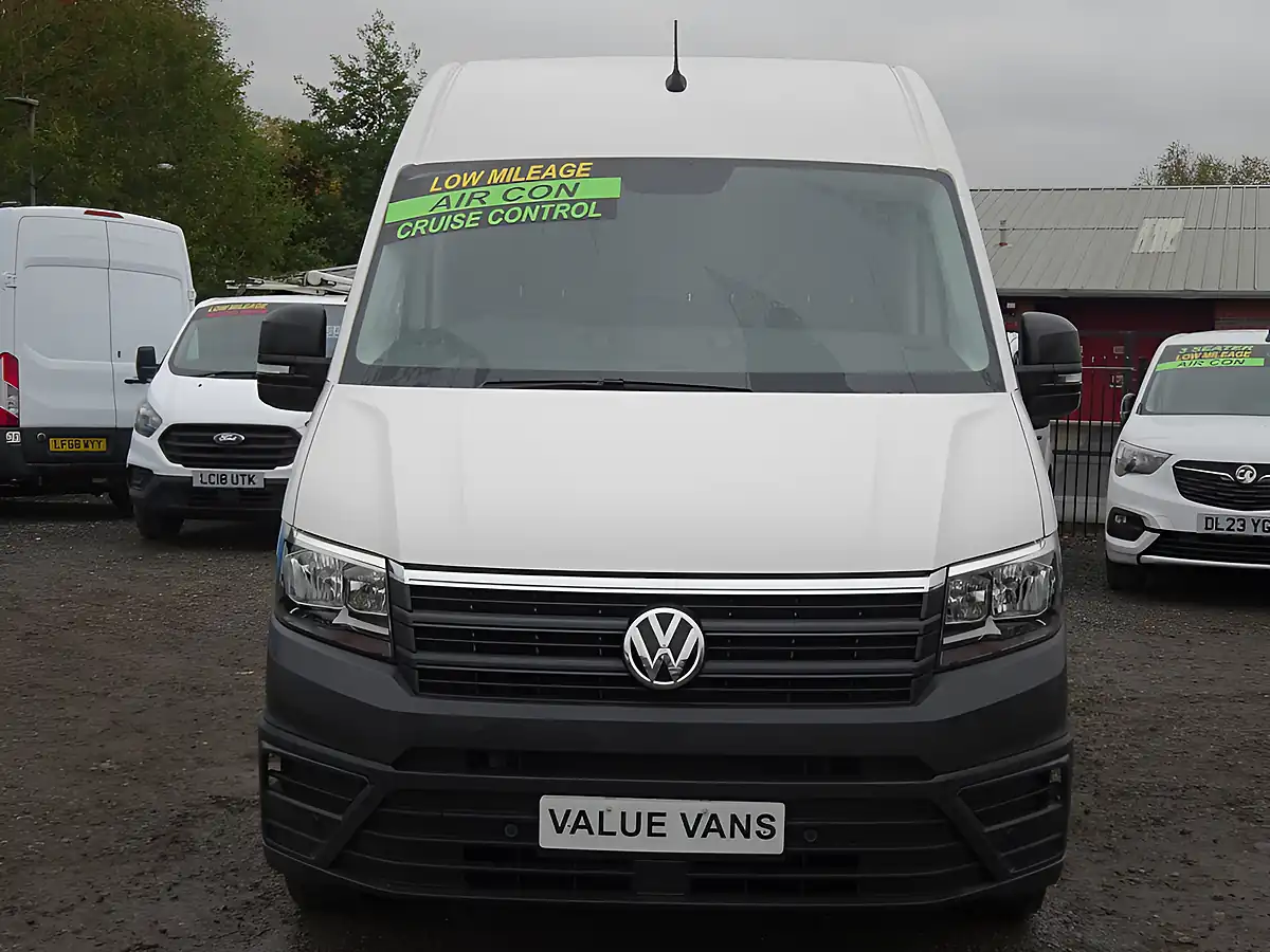 Used 2023 Volkswagen Crafter Trendline Mwb White - Interior and Exterior details 4