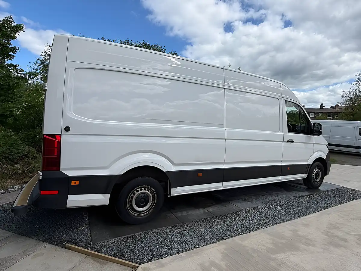 Used 2023 Volkswagen Crafter Trendline White - Interior and Exterior details 2