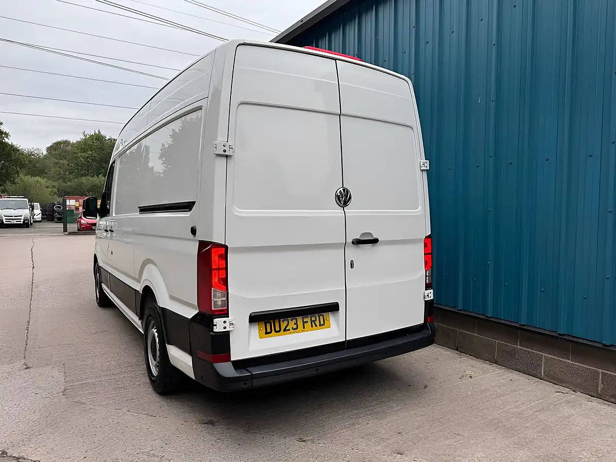 Used 2023 Volkswagen Crafter Trendline White - Interior and Exterior details 7