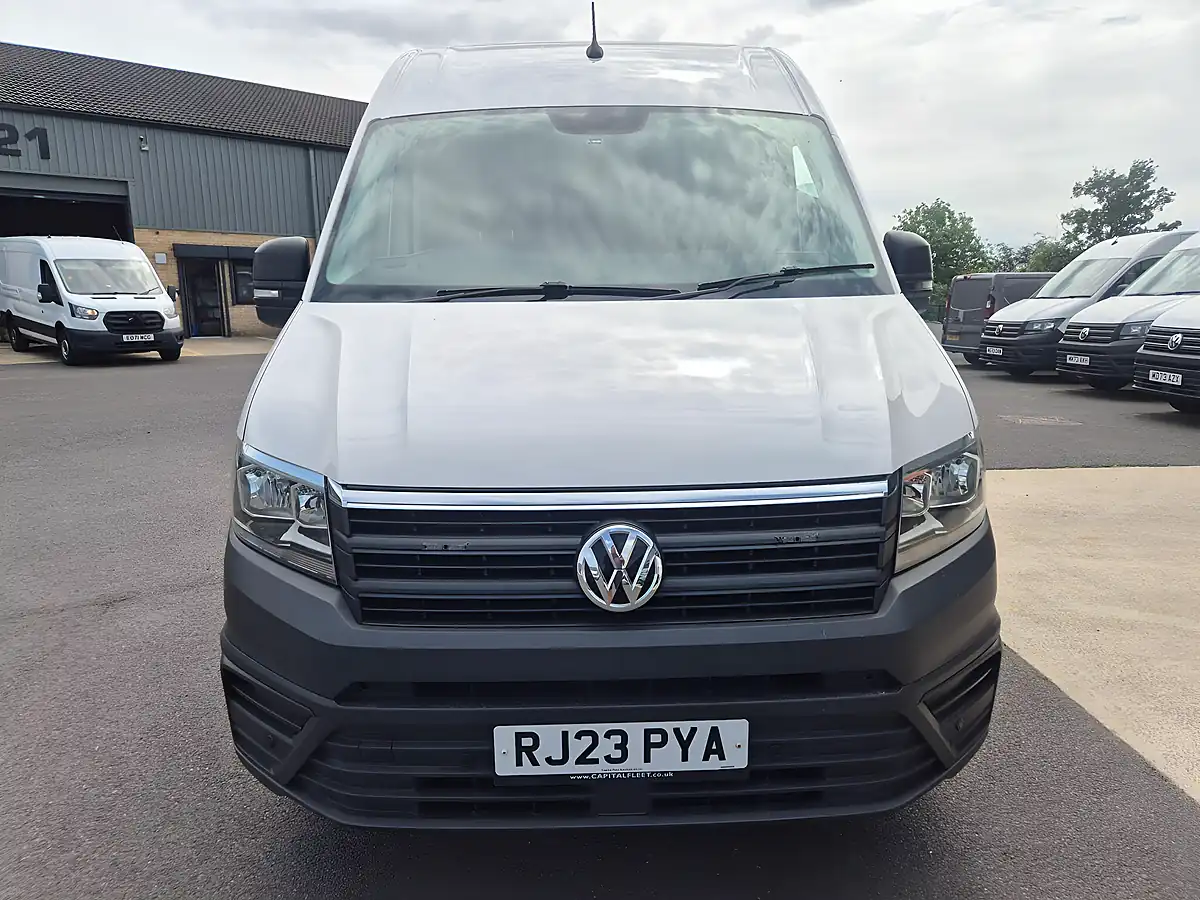 Used 2023 Volkswagen Crafter Trendline White - Interior and Exterior details 20
