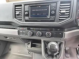 Used 2023 Volkswagen Crafter Trendline White - Interior and Exterior details 4