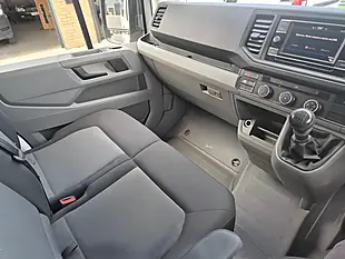 Used 2023 Volkswagen Crafter Trendline White - Interior and Exterior details 7