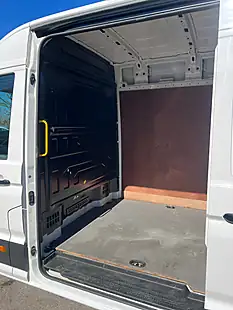 Used 2023 Volkswagen Crafter Trendline White - Interior and Exterior details 12