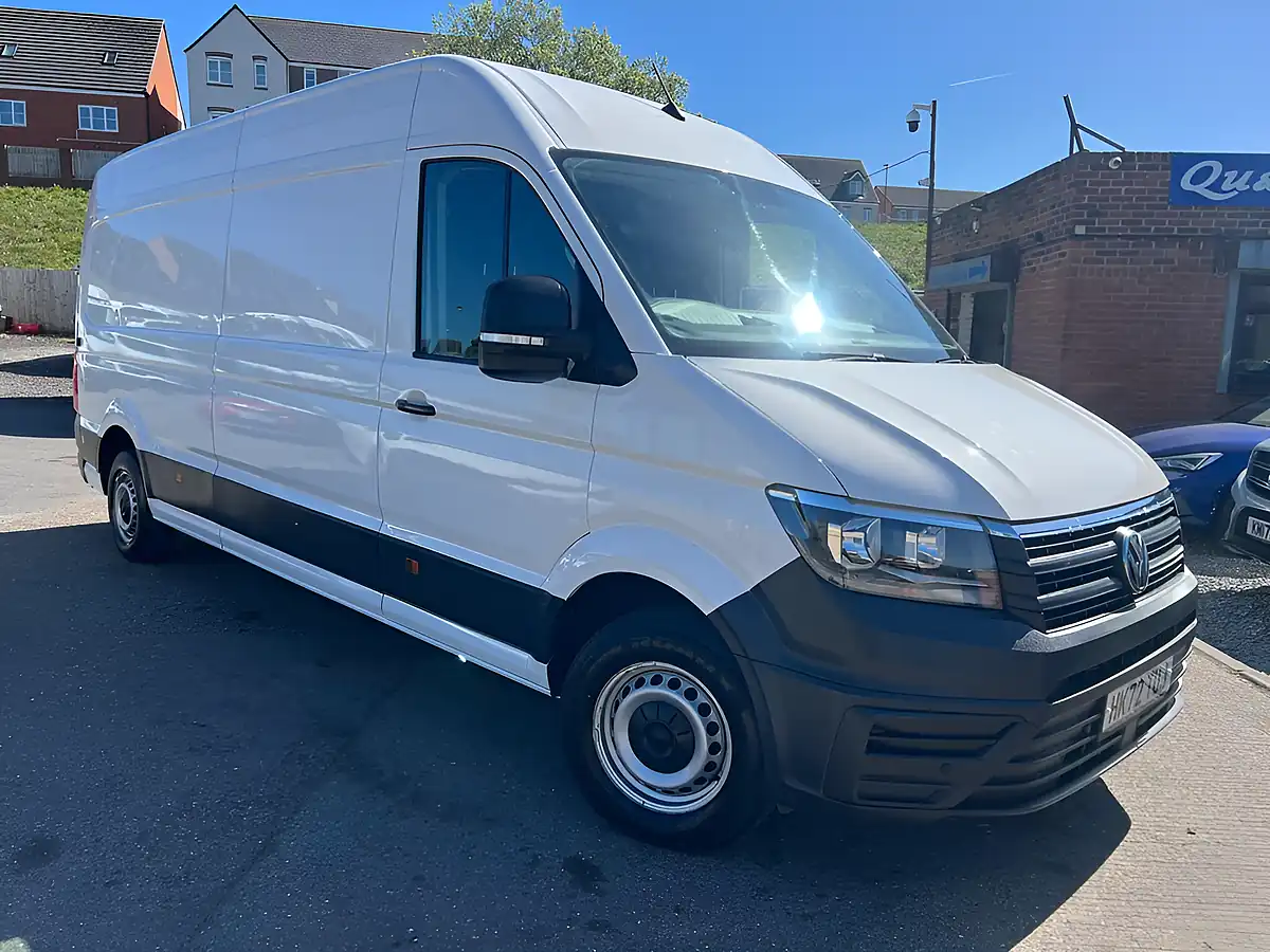 Used 2023 Volkswagen Crafter Trendline White - Interior and Exterior details 2
