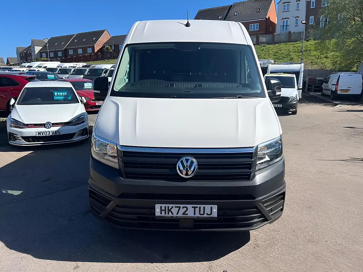 Used 2023 Volkswagen Crafter Trendline White - Interior and Exterior details 5