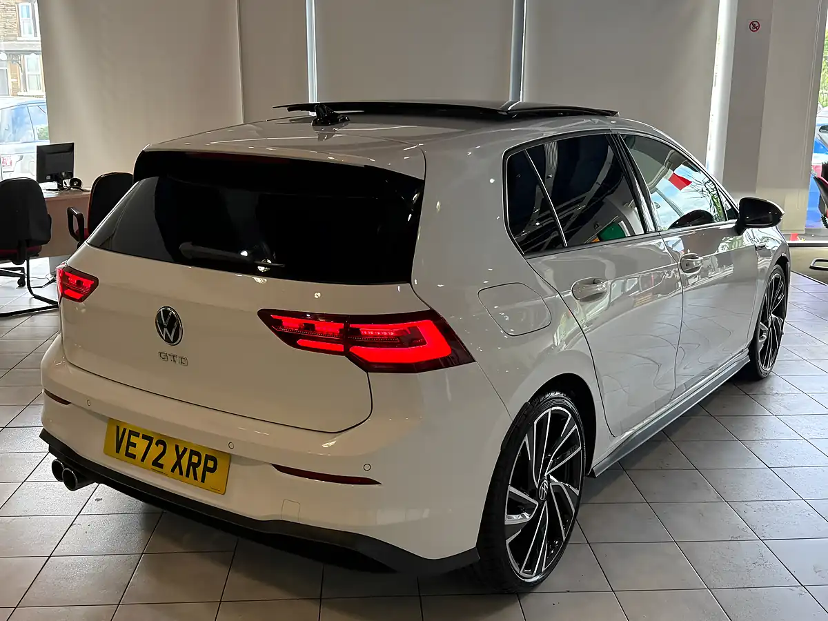 Used 2023 Volkswagen Golf Gtd White - Interior and Exterior details 10