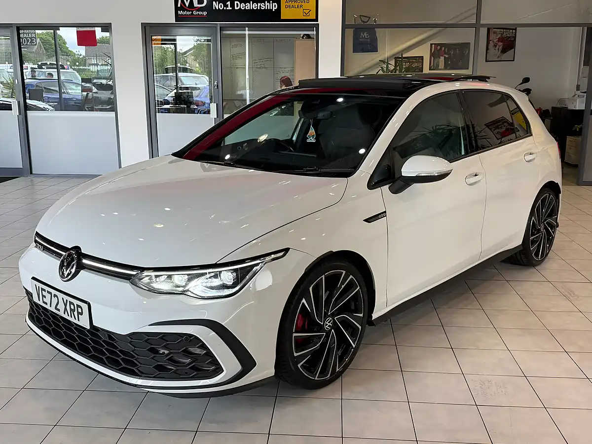 Used 2023 Volkswagen Golf Gtd White - Interior and Exterior details 6
