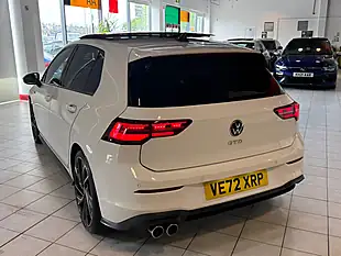 Used 2023 Volkswagen Golf Gtd White - Interior and Exterior details 8