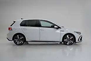 Used 2023 Volkswagen Golf Gtd White - Interior and Exterior details 6
