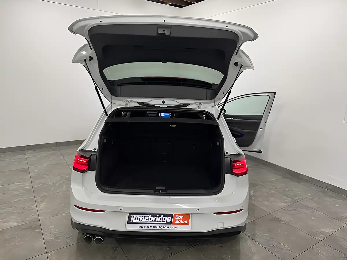 Used 2023 Volkswagen Golf Gtd White - Interior and Exterior details 13