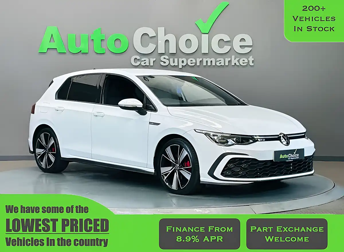 Used 2023 Volkswagen Golf Gtd White - Front View