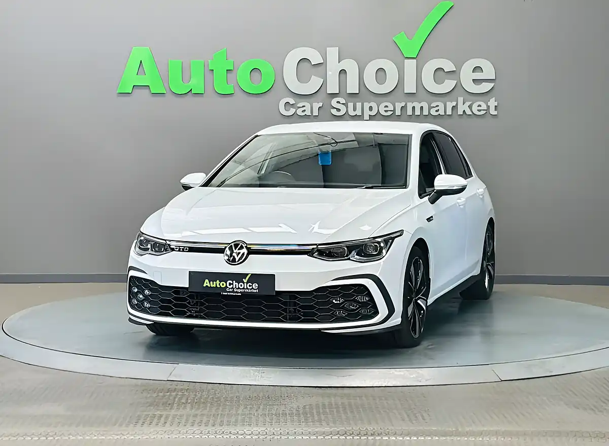 Used 2023 Volkswagen Golf Gtd White - Interior and Exterior details 4