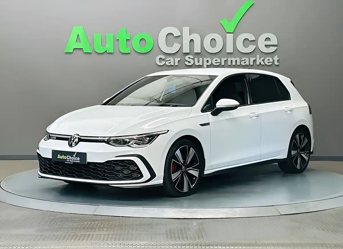 Used 2023 Volkswagen Golf Gtd White - Interior and Exterior details 5