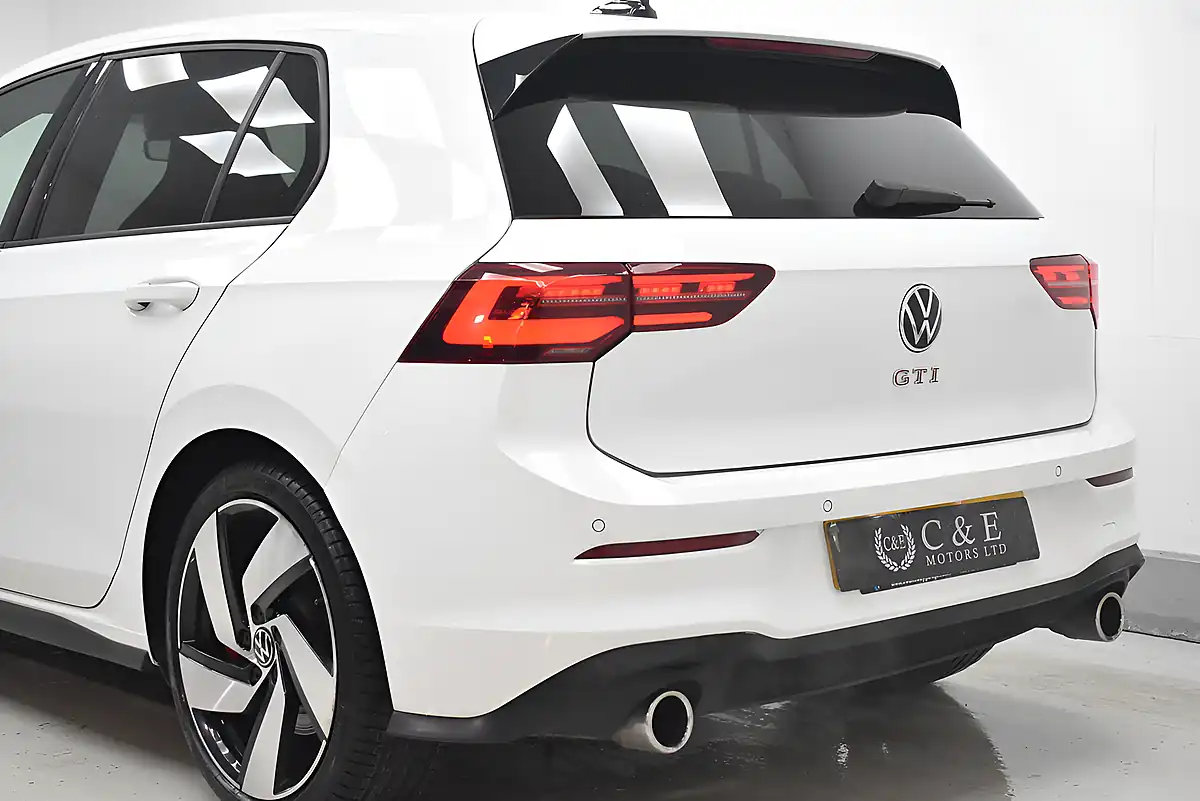 Used 2023 Volkswagen Golf GTI White - Interior and Exterior details 9