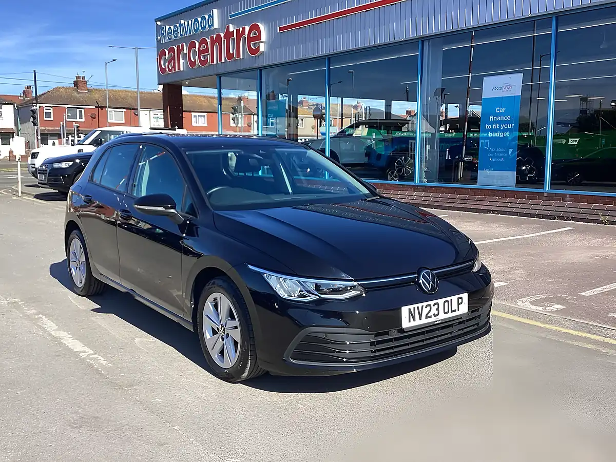 Used 2023 Volkswagen Golf Life Black - Front View