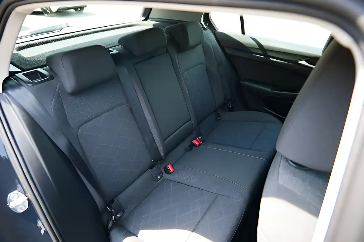 Used 2023 Volkswagen Golf Life Urano Grey - Interior and Exterior details 14