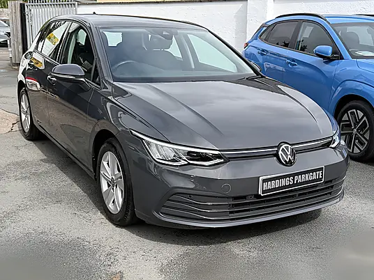 2023 Volkswagen Golf LIFE TSI
