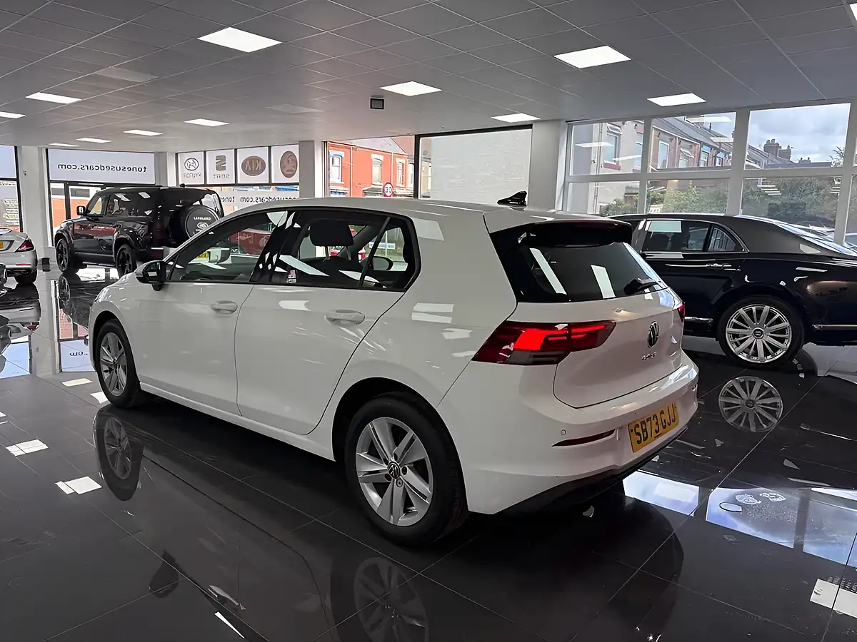 Used 2023 Volkswagen Golf Life White - Interior and Exterior details 10