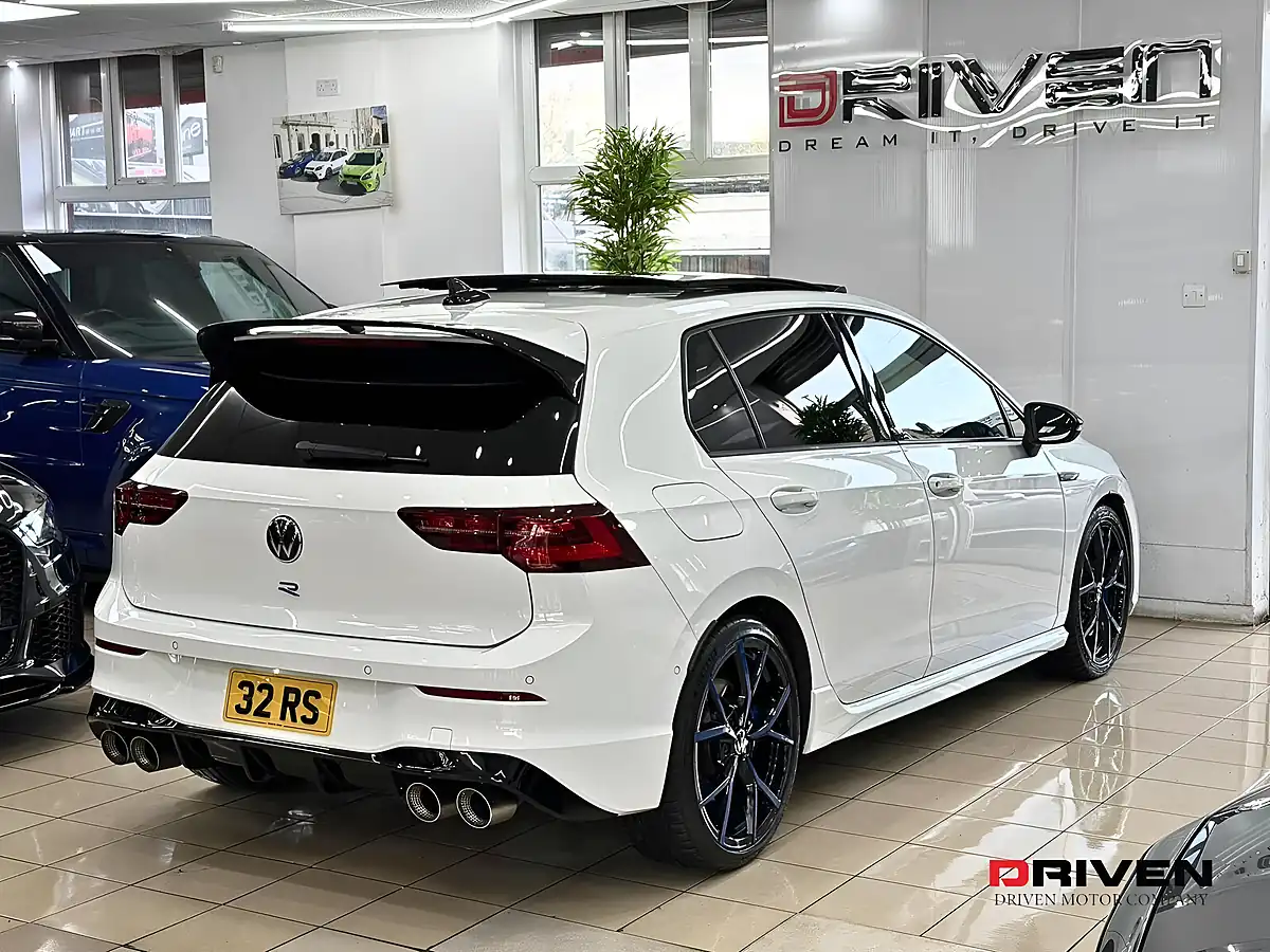 Used 2023 Volkswagen Golf R 20 Years White - Interior and Exterior details 10