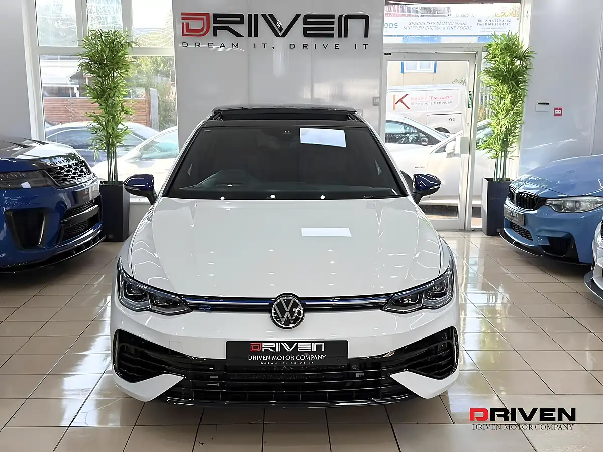 Used 2023 Volkswagen Golf R 20 Years White - Interior and Exterior details 3