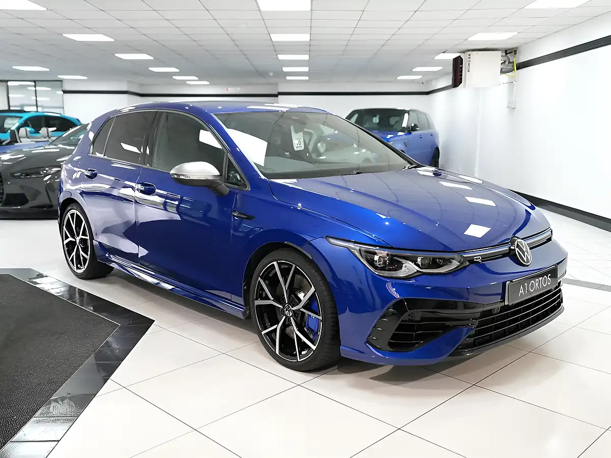 Used 2023 Volkswagen Golf R Lapiz Blue - Front View