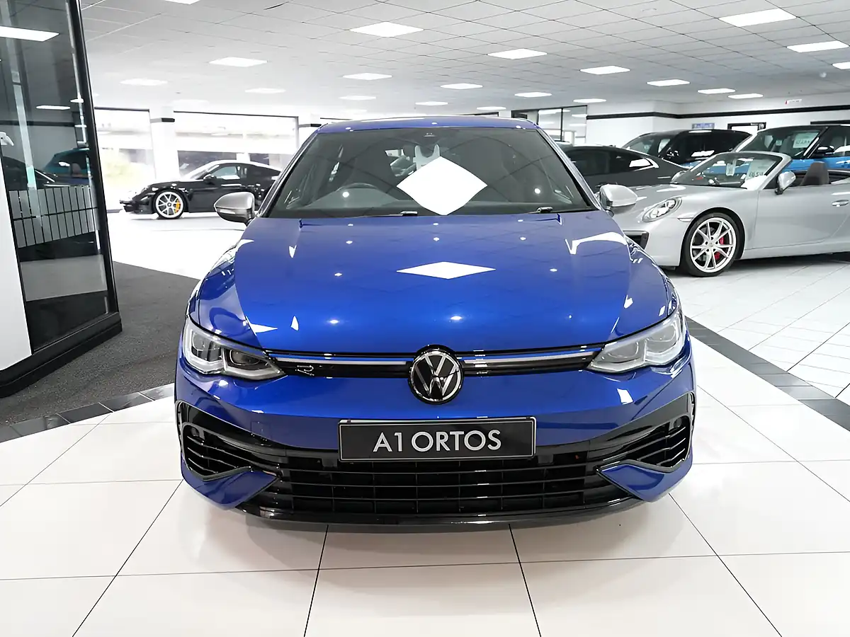 Used 2023 Volkswagen Golf R Lapiz Blue - Interior and Exterior details 2