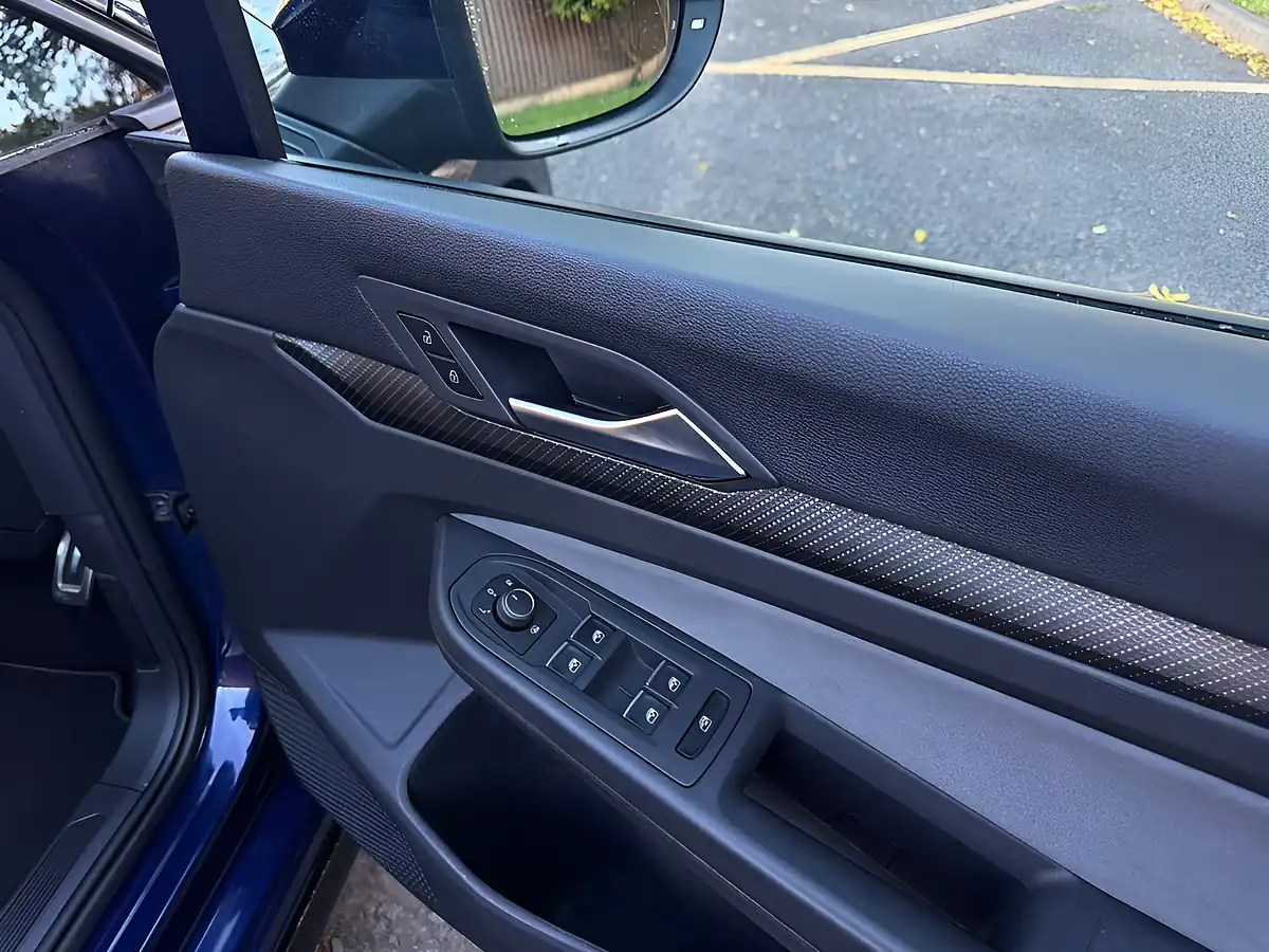 Used 2023 Volkswagen Golf R-Line Black - Interior and Exterior details 19