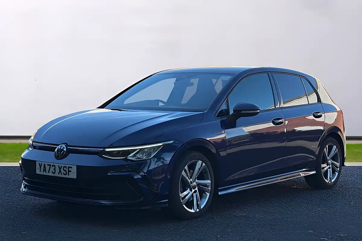 Used 2023 Volkswagen Golf R-Line Blue - Interior and Exterior details 5