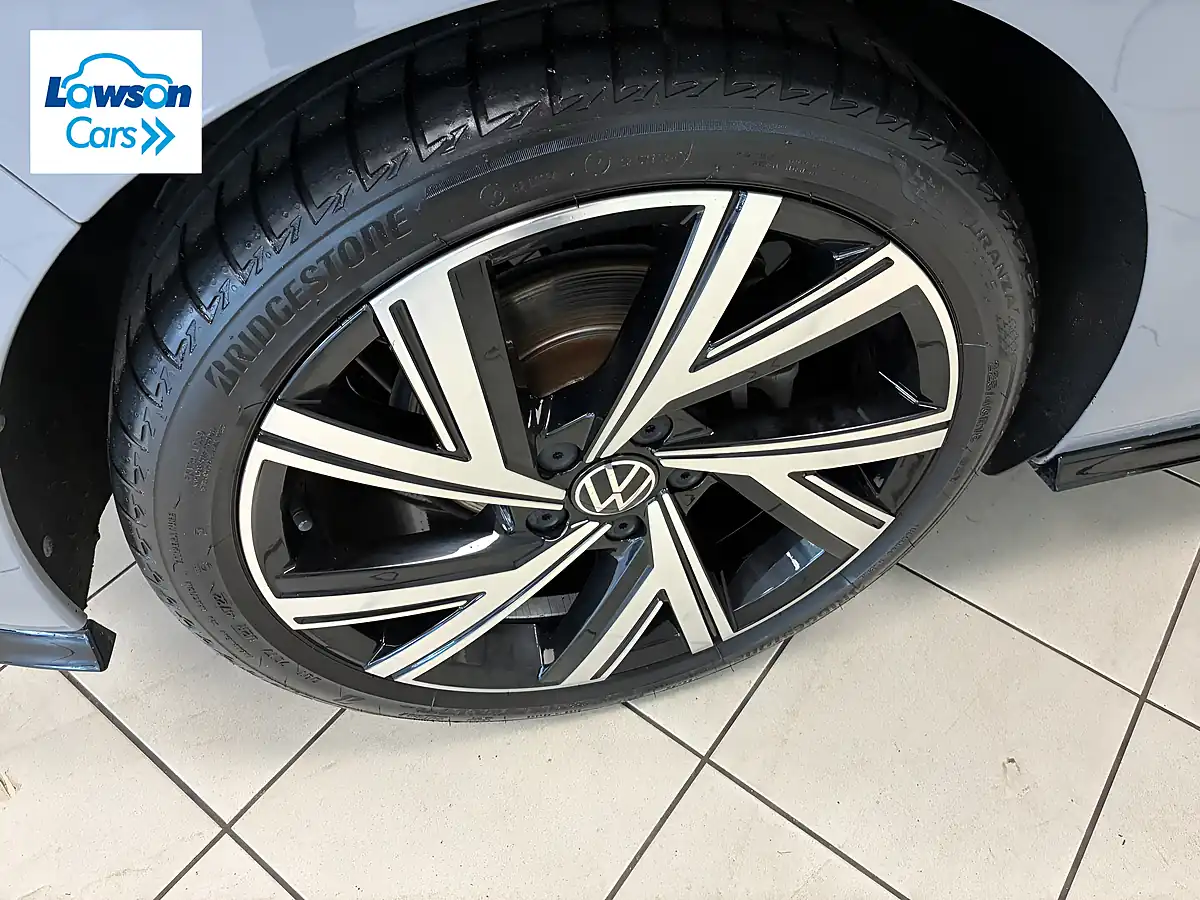 Used 2023 Volkswagen Golf R-Line Moonstone Grey - Interior and Exterior details 7