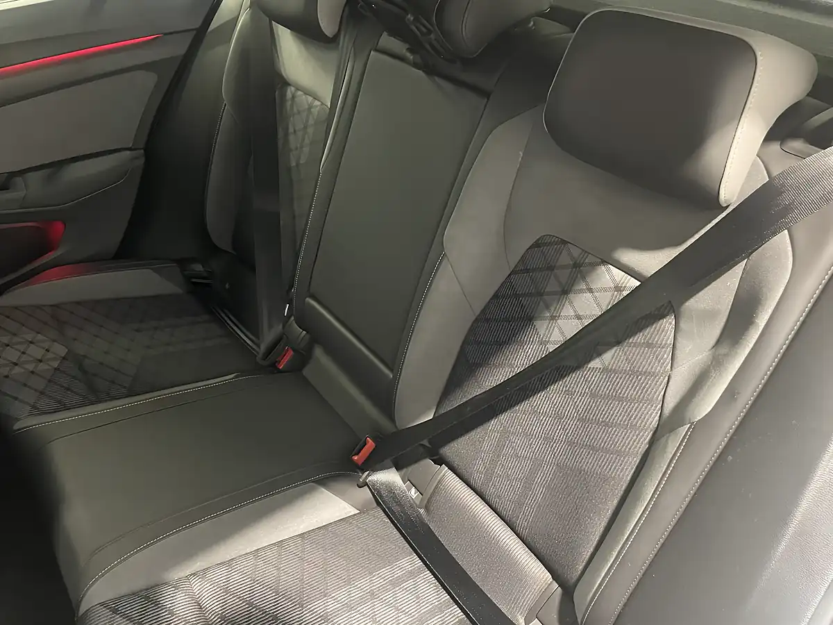 Used 2023 Volkswagen Golf R-Line White - Interior and Exterior details 18
