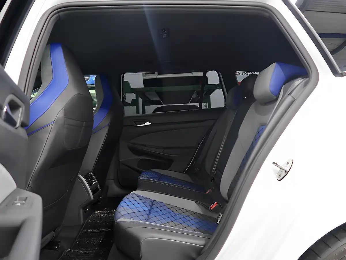 Used 2023 Volkswagen Golf R White - Interior and Exterior details 18