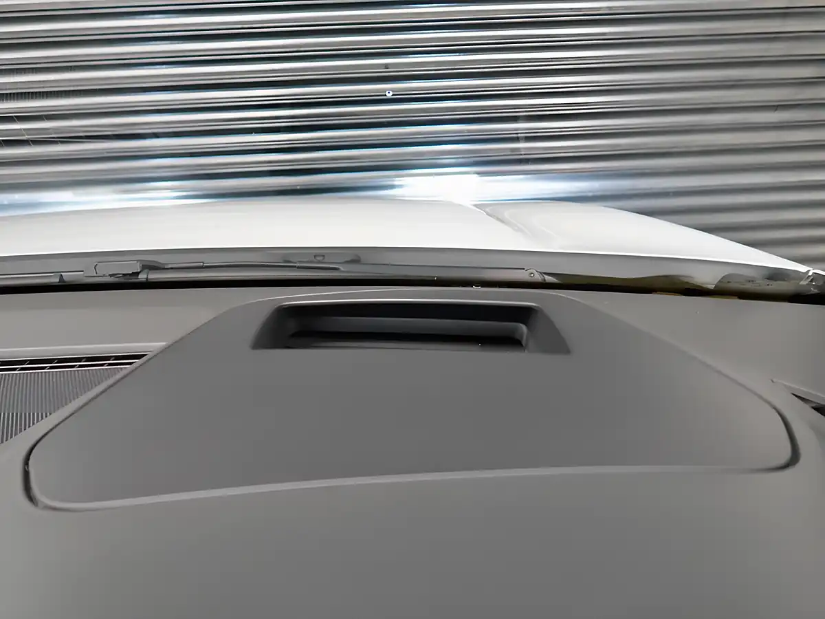 Used 2023 Volkswagen Golf R White - Interior and Exterior details 20