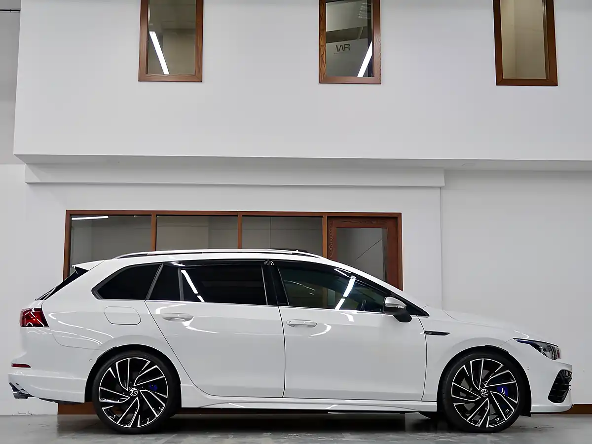 Used 2023 Volkswagen Golf R White - Interior and Exterior details 3