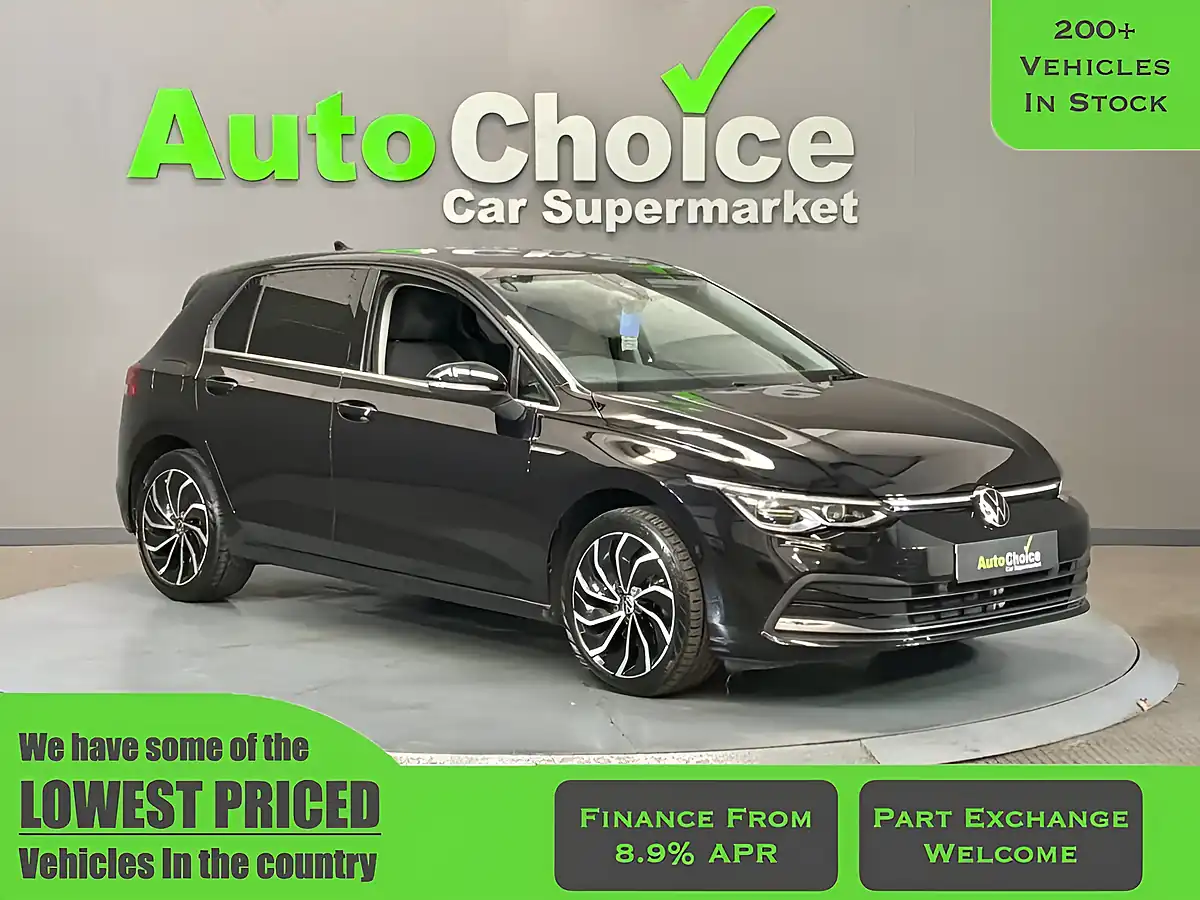 Used 2023 Volkswagen Golf Style Edition Black - Front View