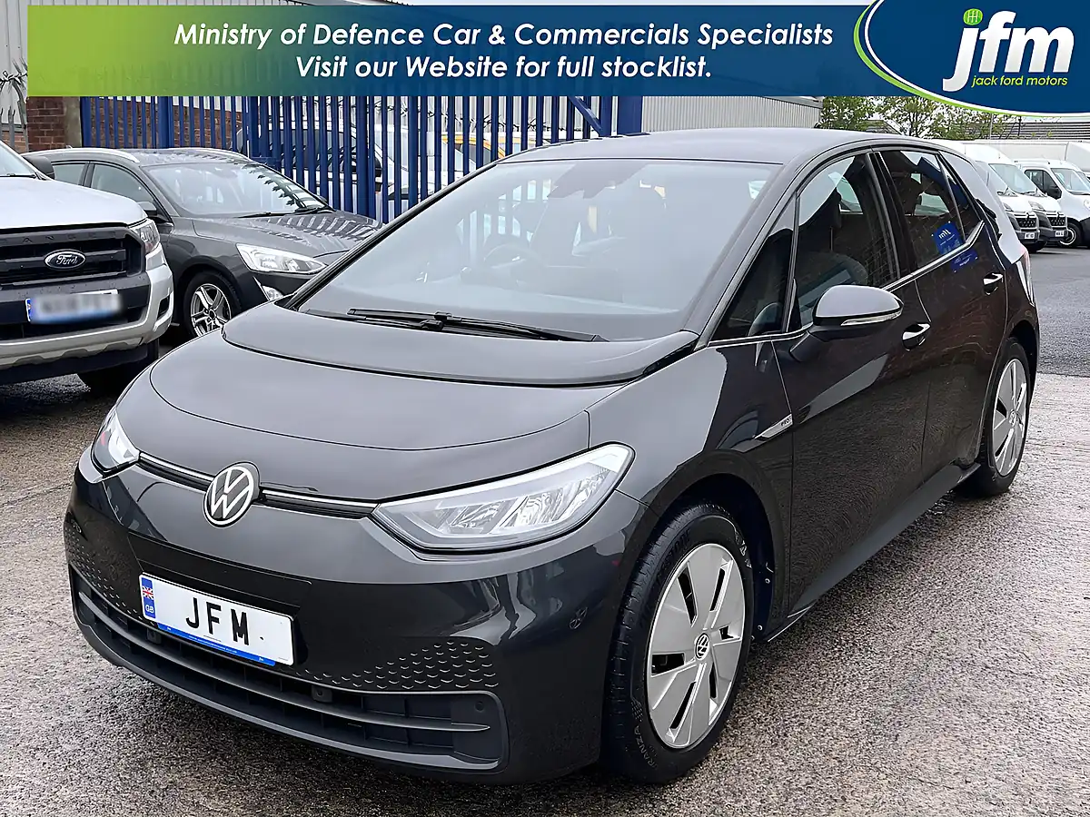 Used 2023 Volkswagen ID.3 Life Manganese Grey Metallic - Interior and Exterior details 10