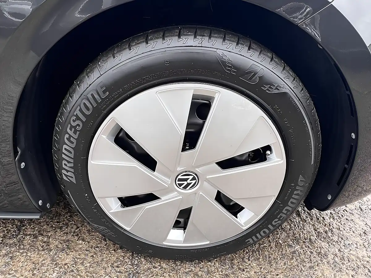 Used 2023 Volkswagen ID.3 Life Manganese Grey Metallic - Interior and Exterior details 19